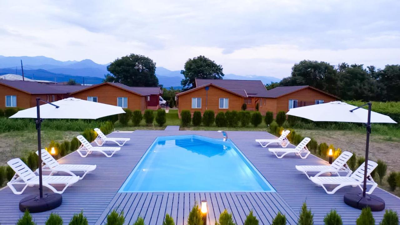 Finca Idoize Camping Hotel Akhmeta Esterno foto