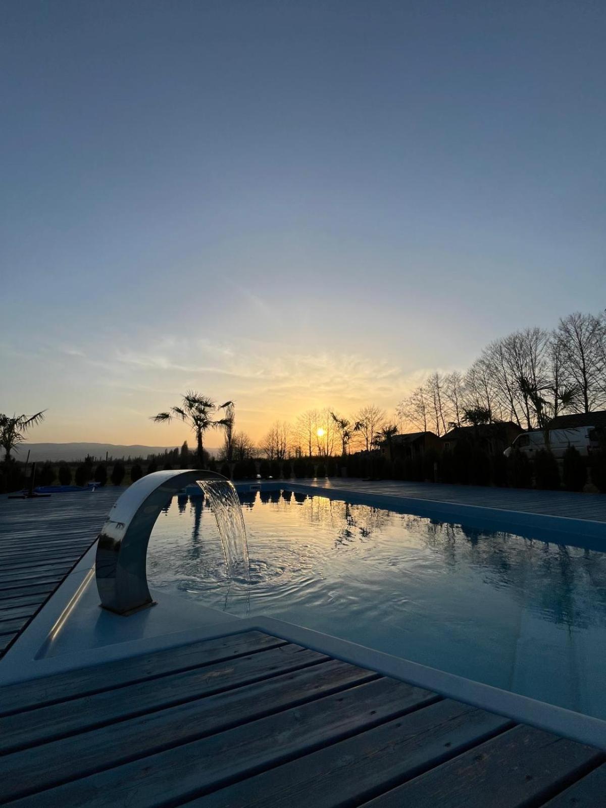 Finca Idoize Camping Hotel Akhmeta Esterno foto