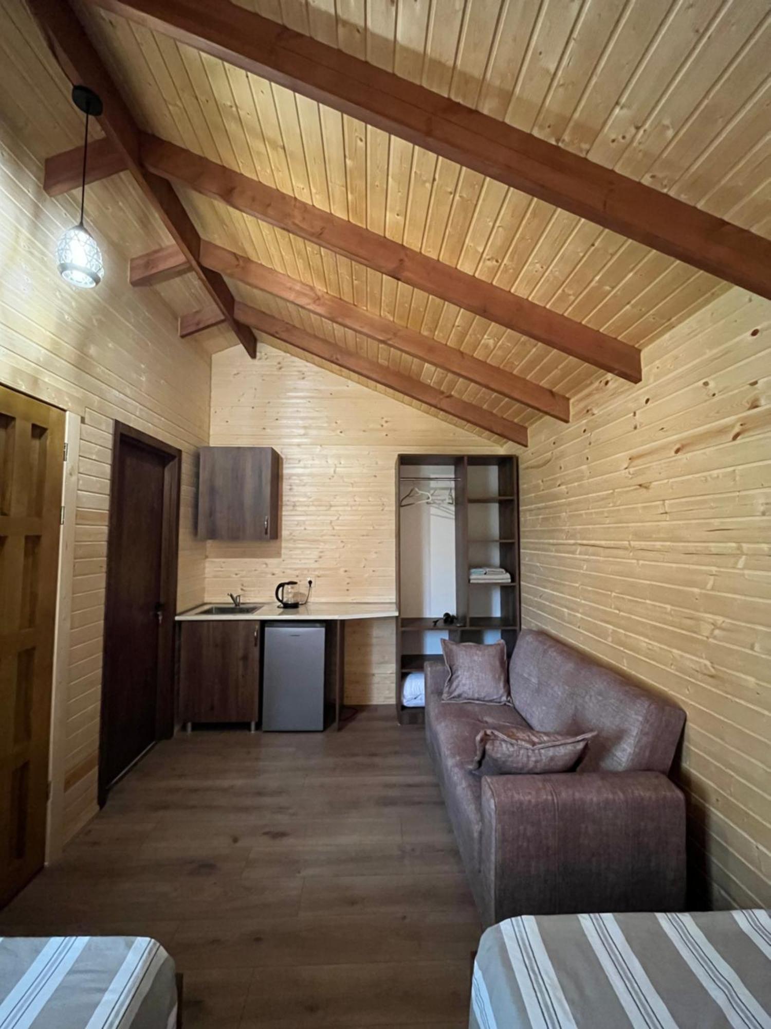 Finca Idoize Camping Hotel Akhmeta Esterno foto