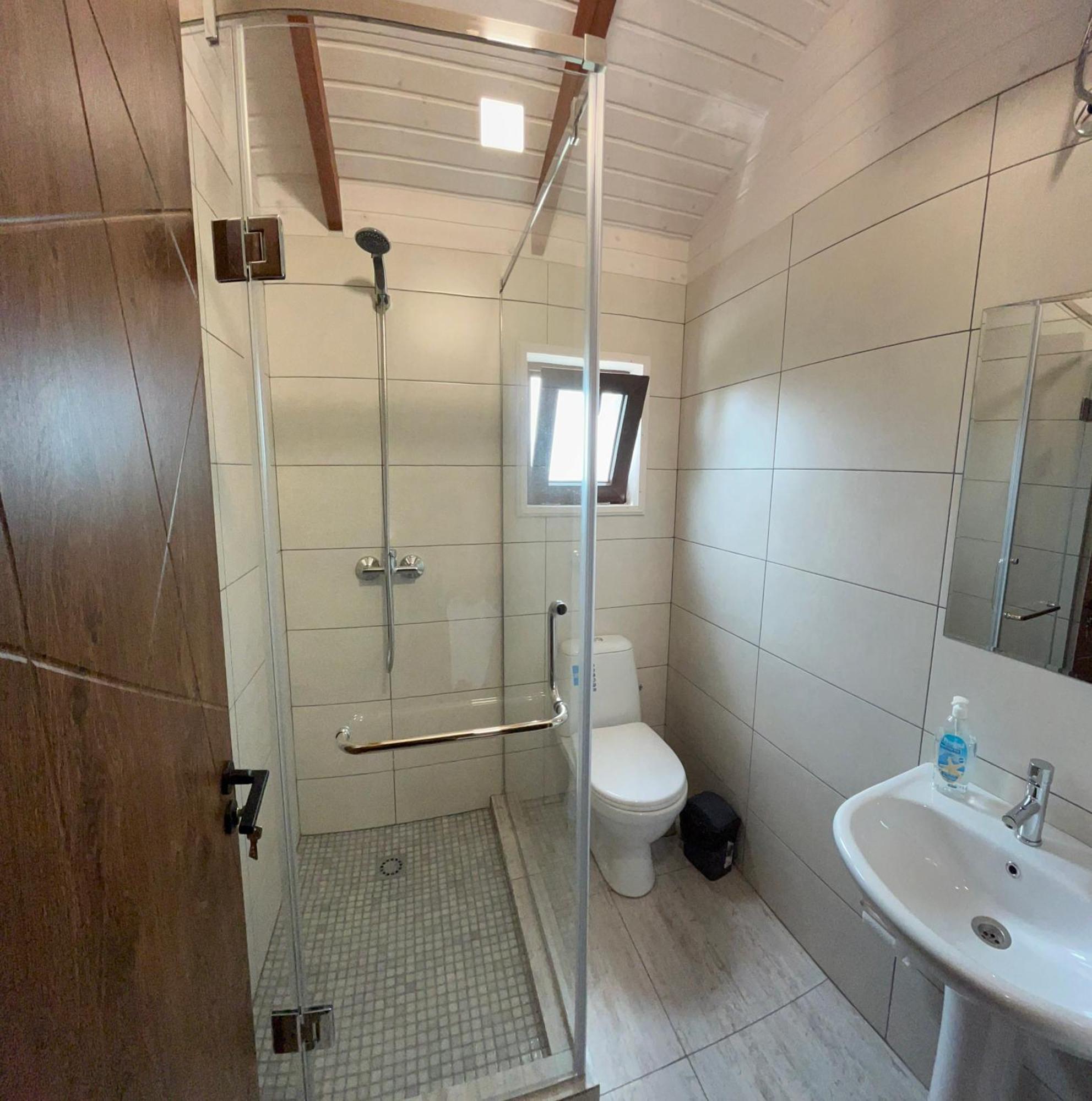 Finca Idoize Camping Hotel Akhmeta Esterno foto